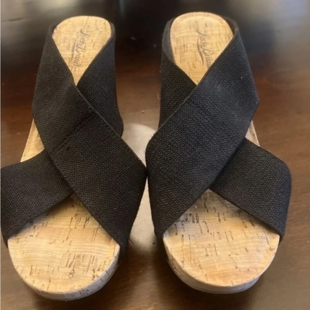 Lucky Brand  Black Strap Open Toe Cork  Wedge Heels size 7.5